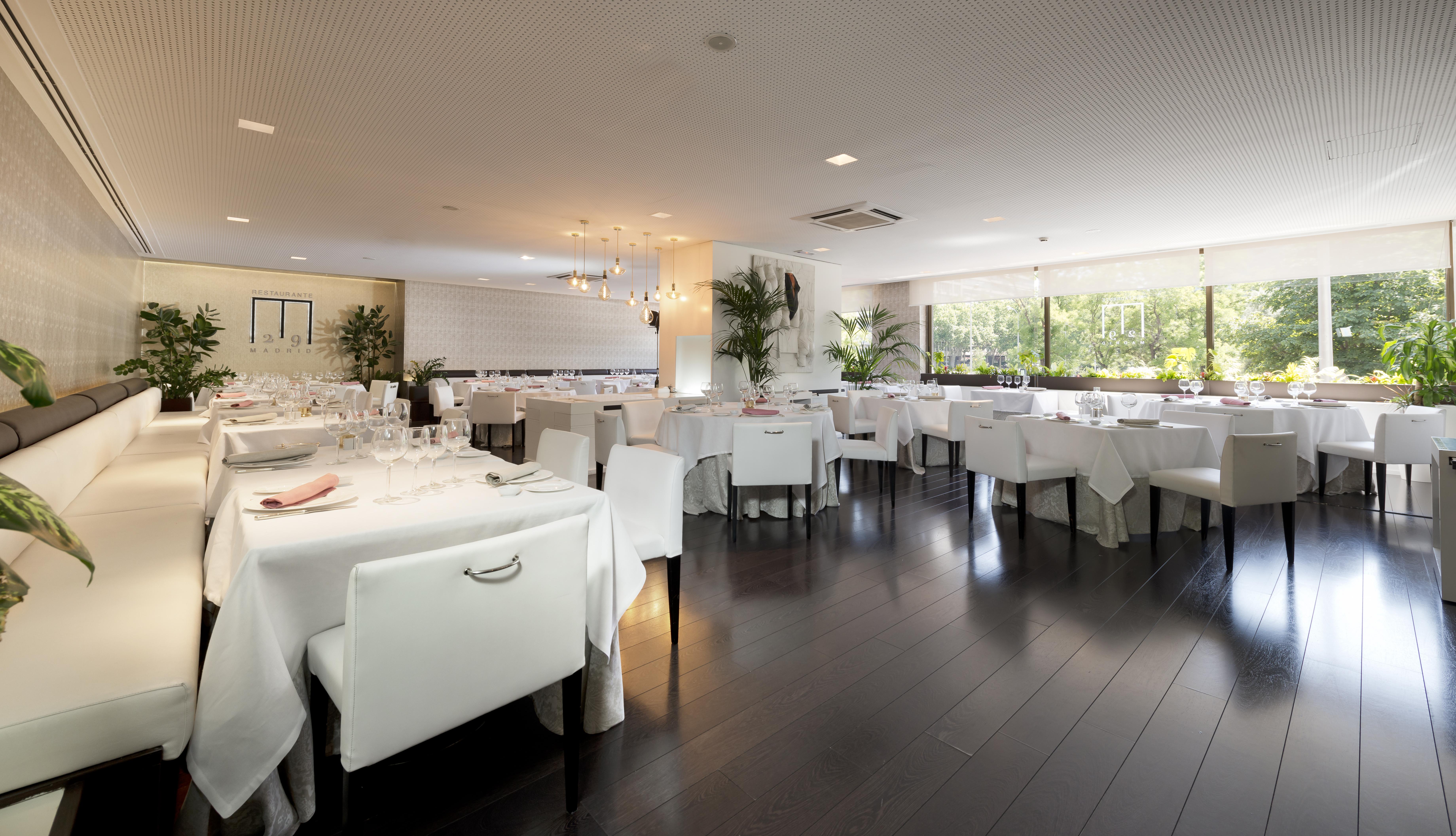 Hotel Miguel Angel Μαδρίτη Εξωτερικό φωτογραφία Restaurant