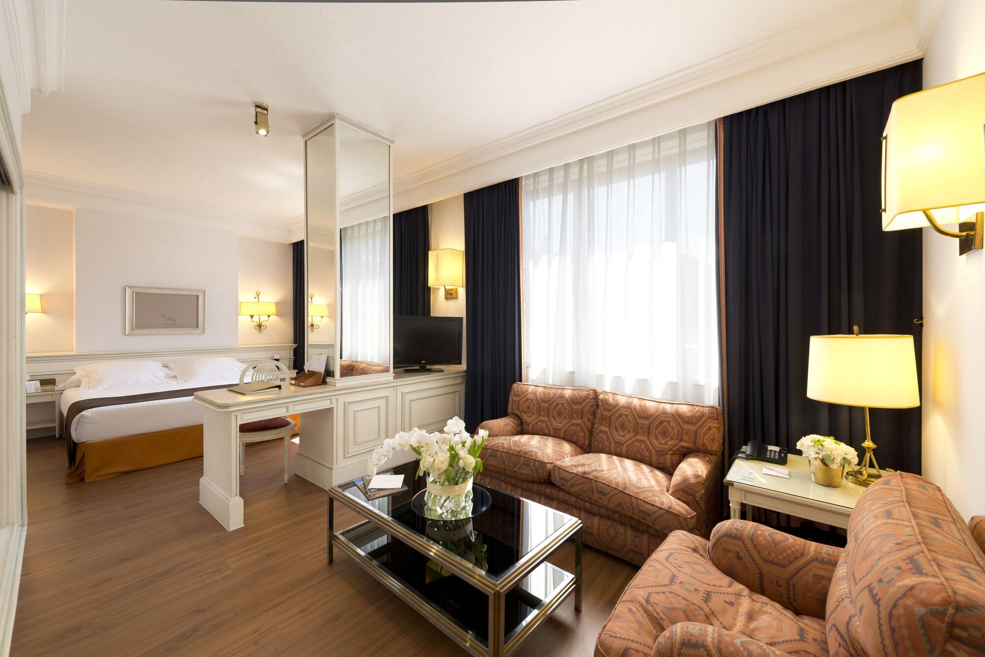 Hotel Miguel Angel Μαδρίτη Εξωτερικό φωτογραφία A suite at the hotel