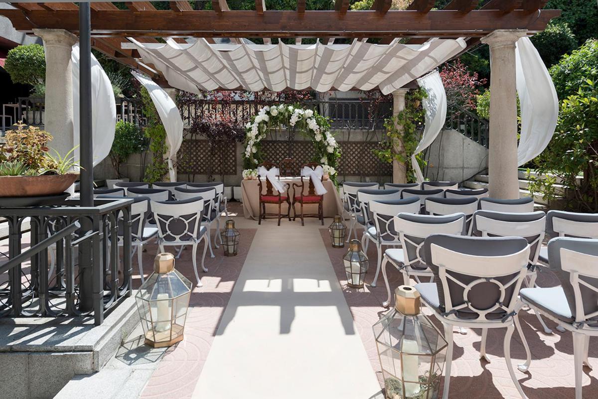 Hotel Miguel Angel Μαδρίτη Εξωτερικό φωτογραφία The wedding venue