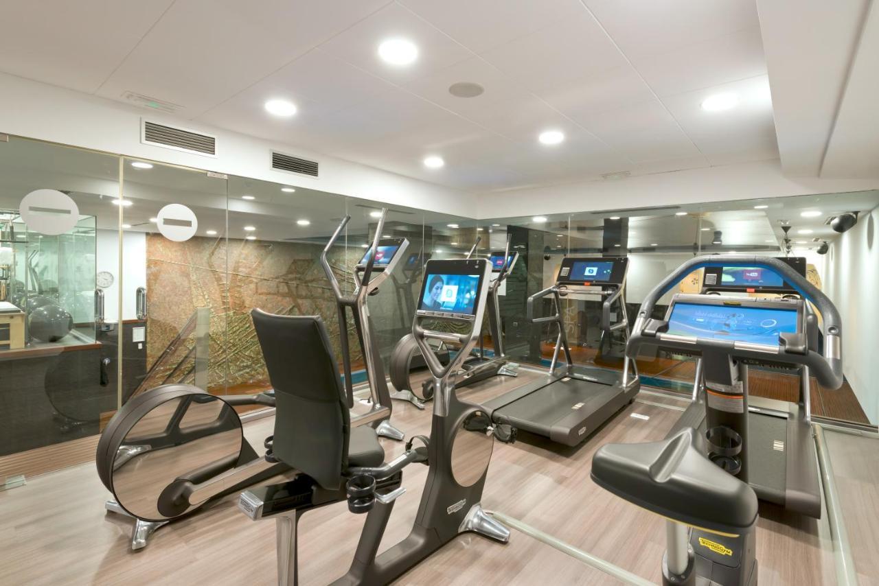 Hotel Miguel Angel Μαδρίτη Εξωτερικό φωτογραφία The gym at the hotel