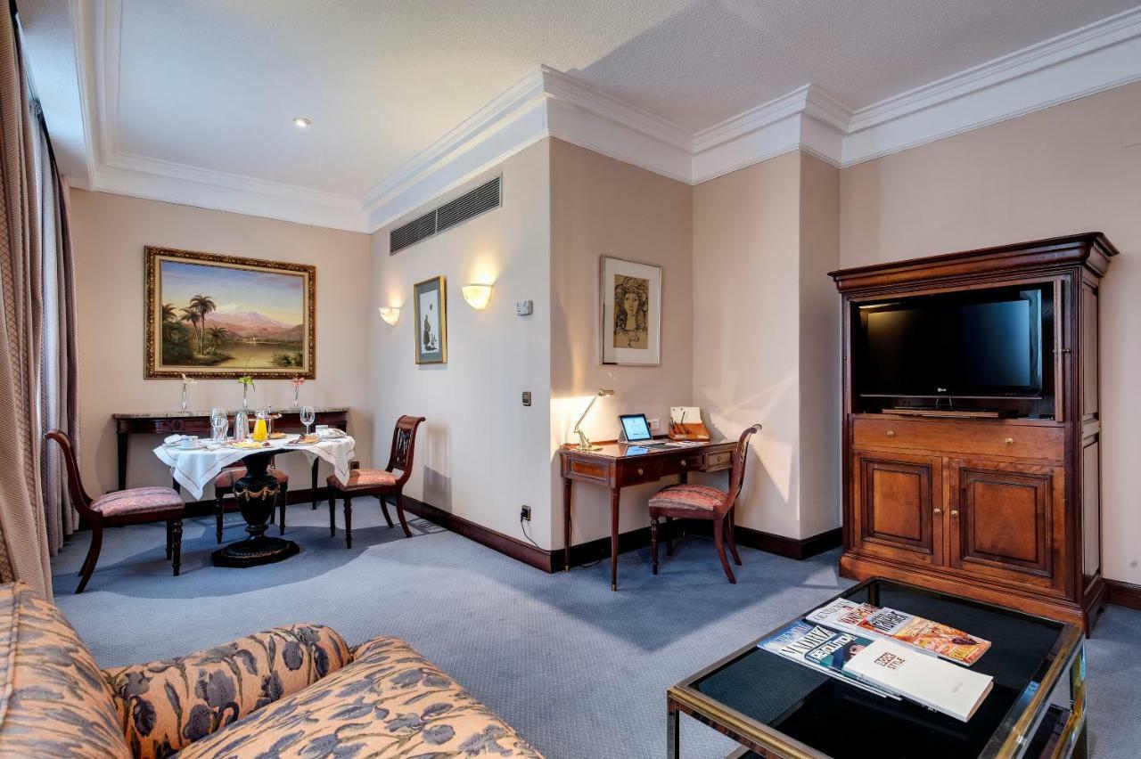 Hotel Miguel Angel Μαδρίτη Εξωτερικό φωτογραφία A suite at the hotel